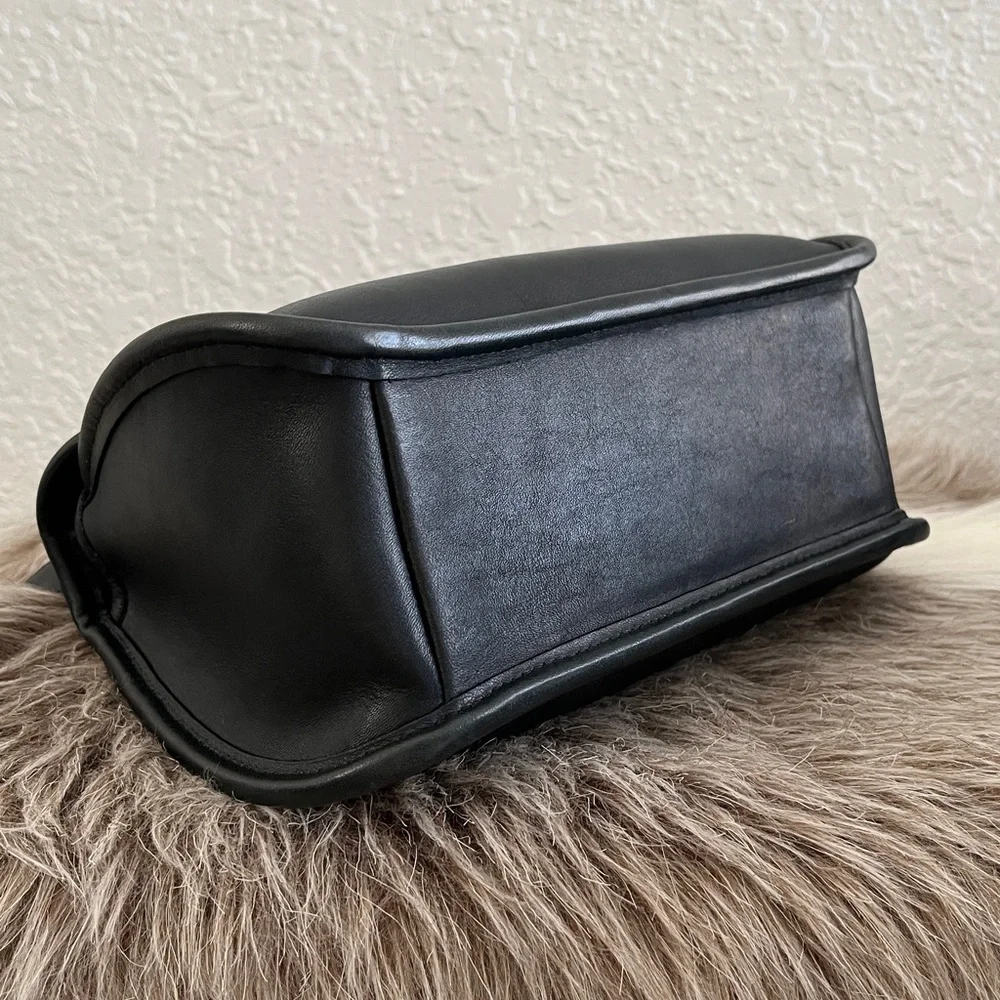 Rare Vintage Coach Ashland Bag 9914 Full Grain Cowhide Leather- Navy Blue - Picture 8 of 16